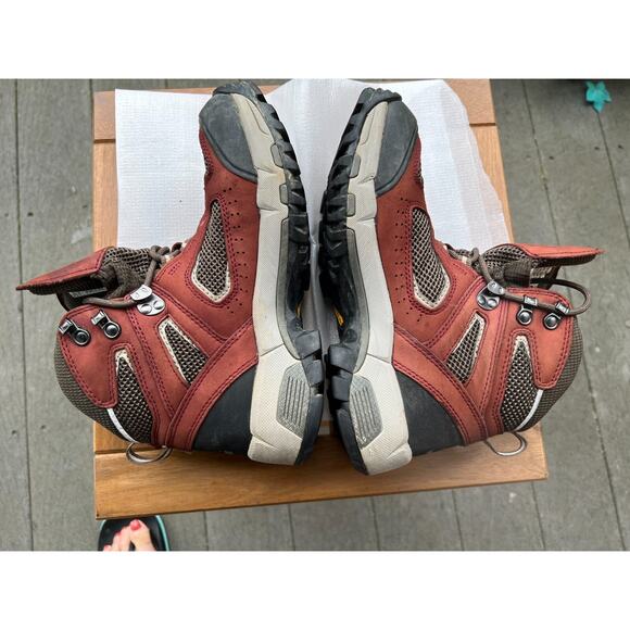 VASQUE HIKING Camping LEATHER burgundy gore tex BOOTS Women’s SIZE 8.5 W - Picture 3 of 11